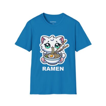 Ramen Kawaii Style Cute Kitten Eating a Bowl of Ramen T-Shirt